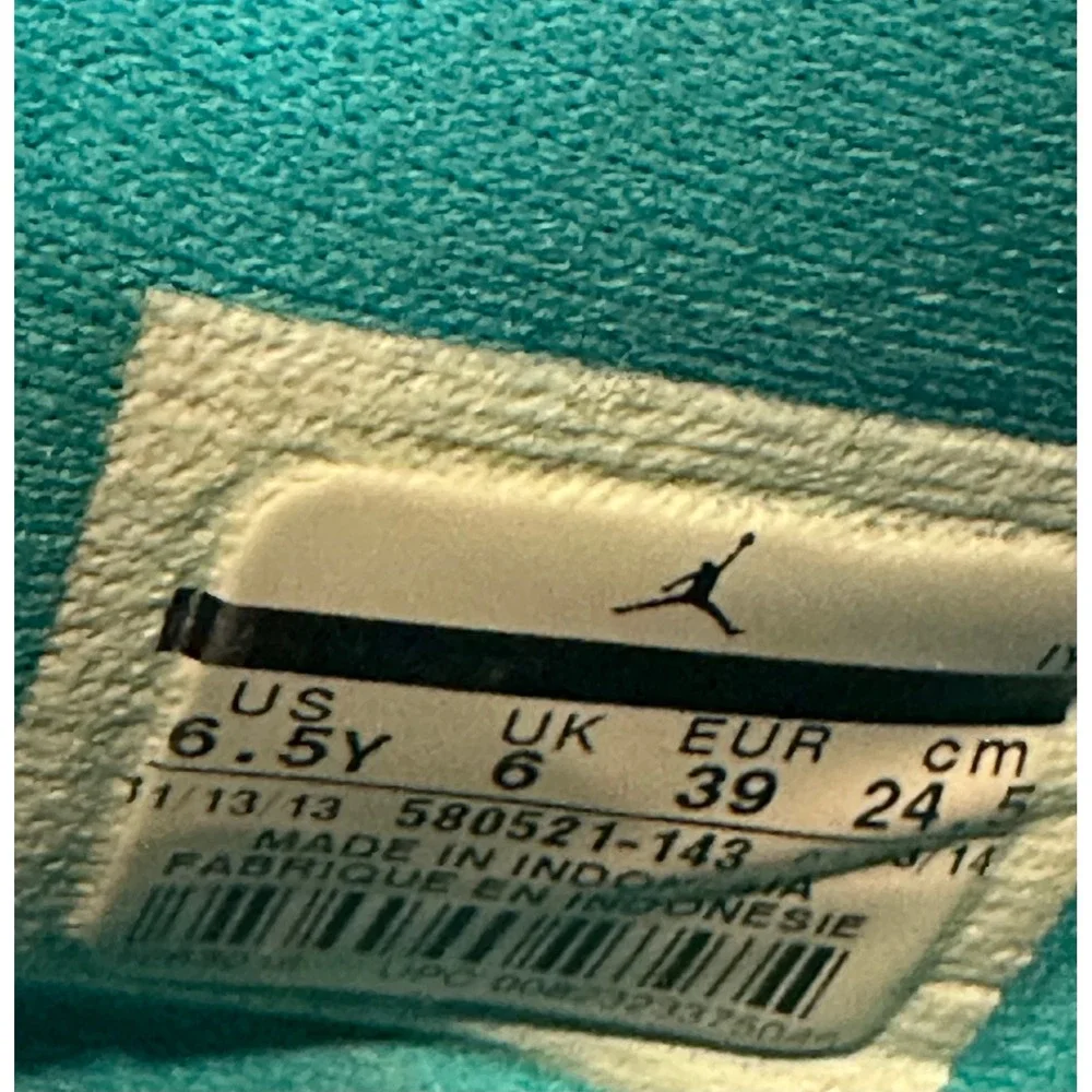 Jordan 11 Retro Low Aqua Safari White‎ Turbo Green Volt 580521-143 Mens 6.5Y